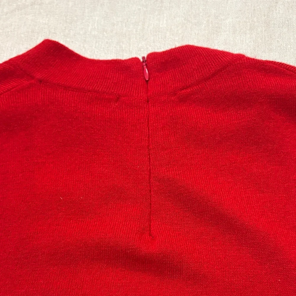Debbie Morgan Red‎ Sweater with Jewel Neckline woman’s size XL embelished